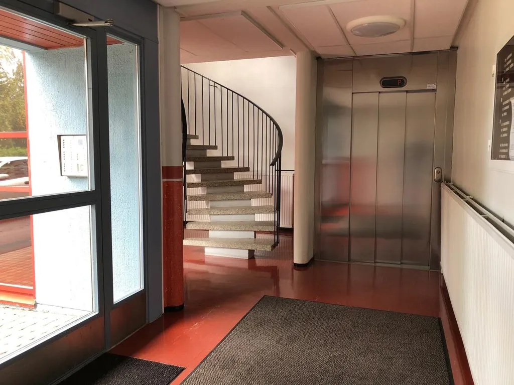 Entrée - 4-Bed Flat with Balcony in Paroalho, Rauma