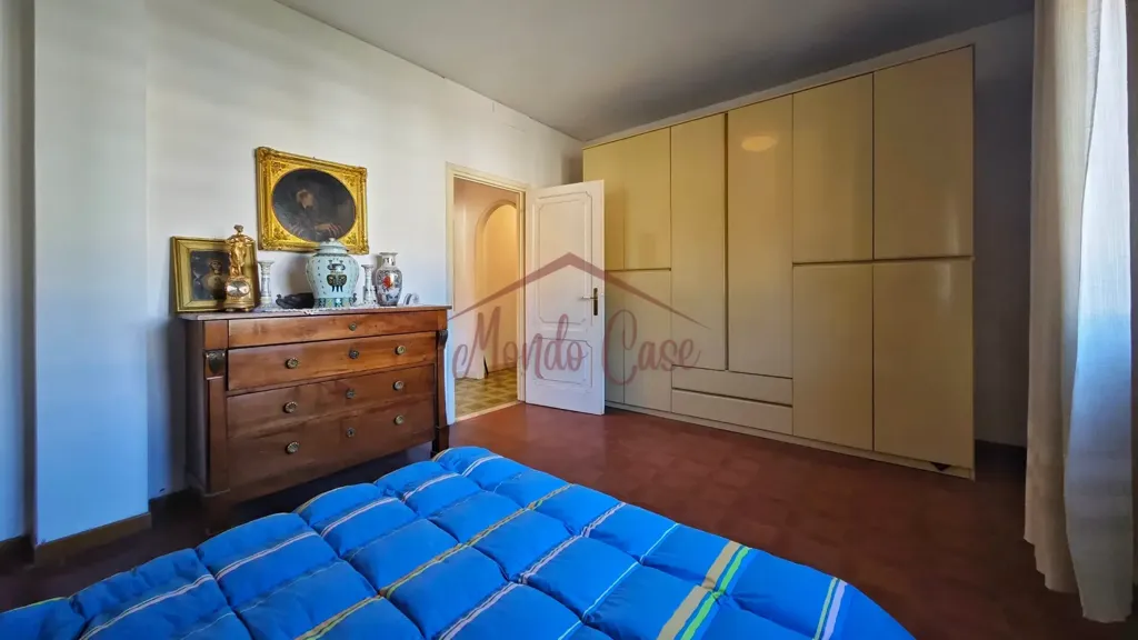 Chambres - Penthouse with Panoramic View in Massa Centre