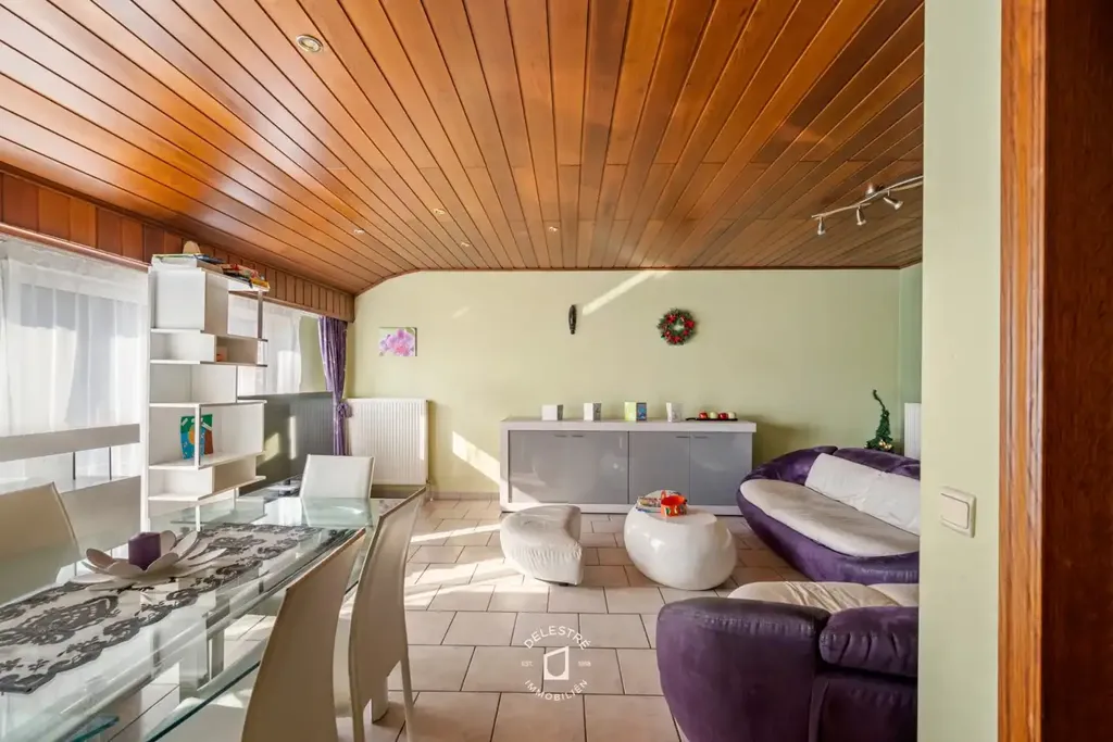 Séjour - Maison Bien Entretenue avec 2 Garages à Ninove