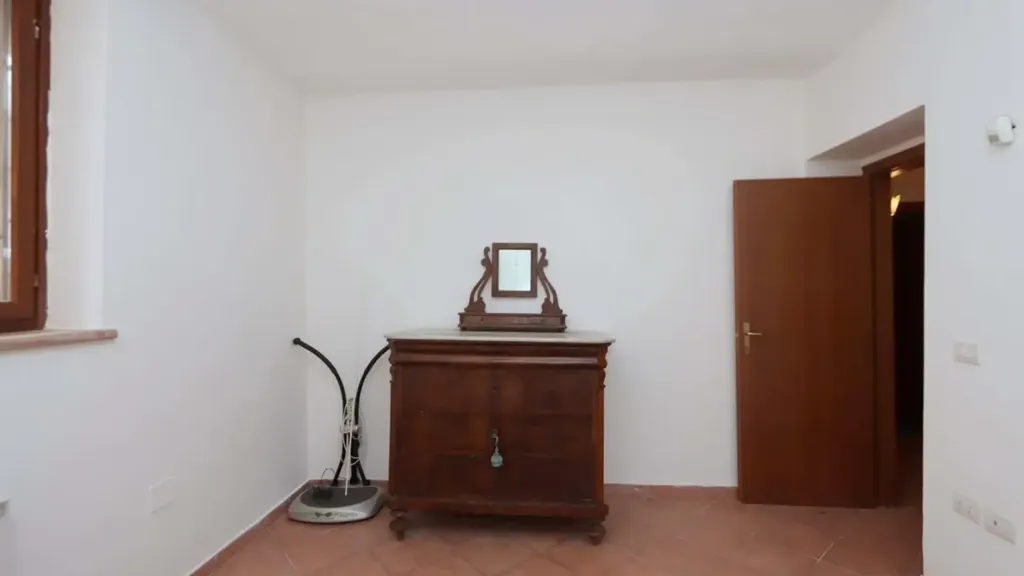 Esik - Trilocale with Garden in Perugia