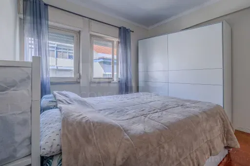 Magamistoad - T2 Apartment with Varied Views in Odivelas