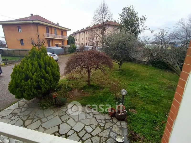 Jardin - Four-Room Apartment with Garden in Mathi