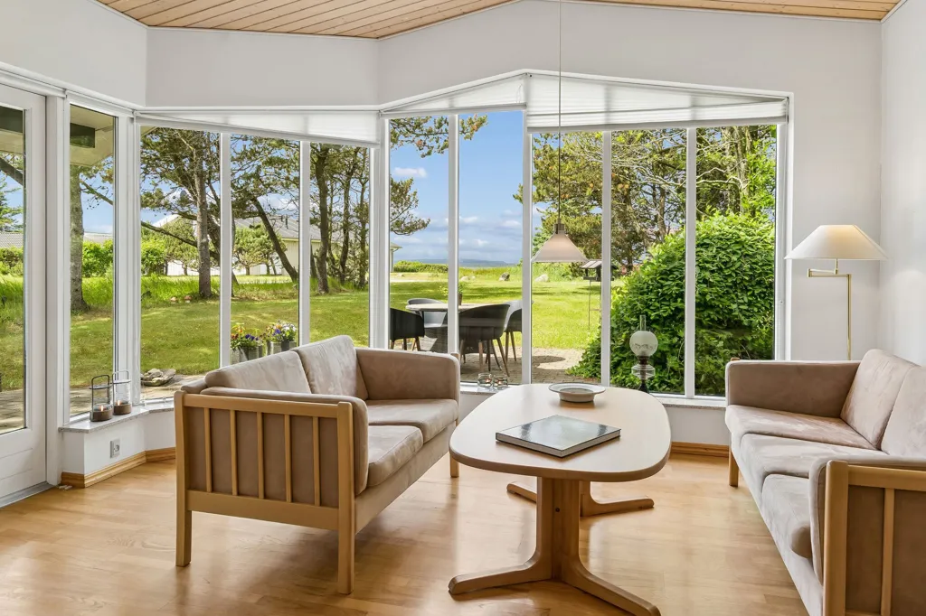 Living Room - Cottage with Limfjorden View in Løgstør