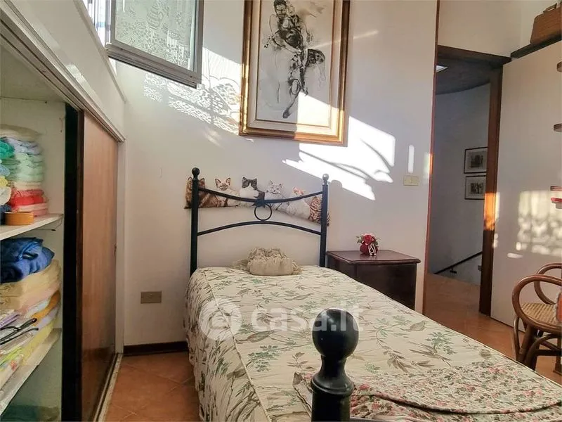 Chambres - Semi-detached House with Garden in Latisana