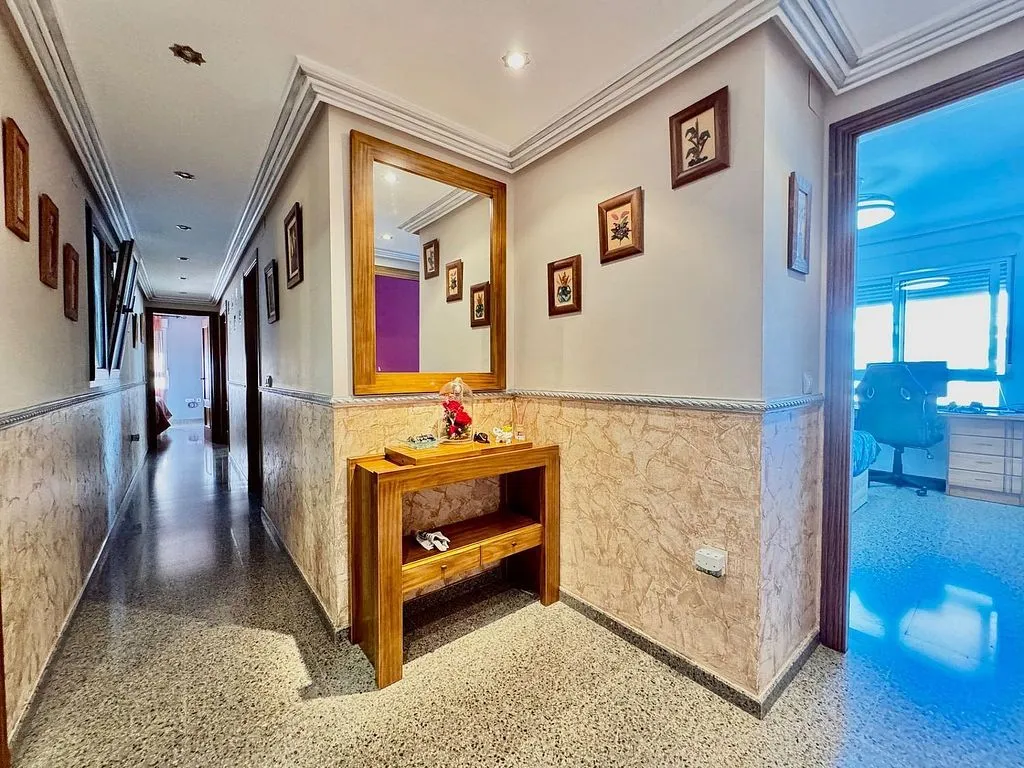 hallway_entrance