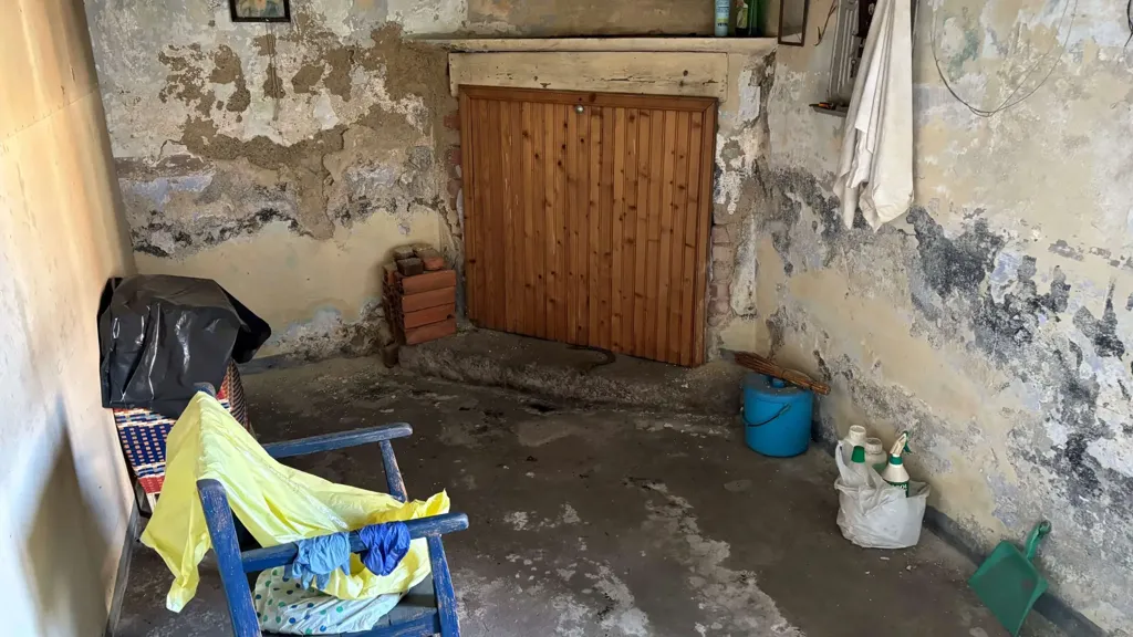 Buanderie - Rustic Property with Courtyard in Gattico-Veruno