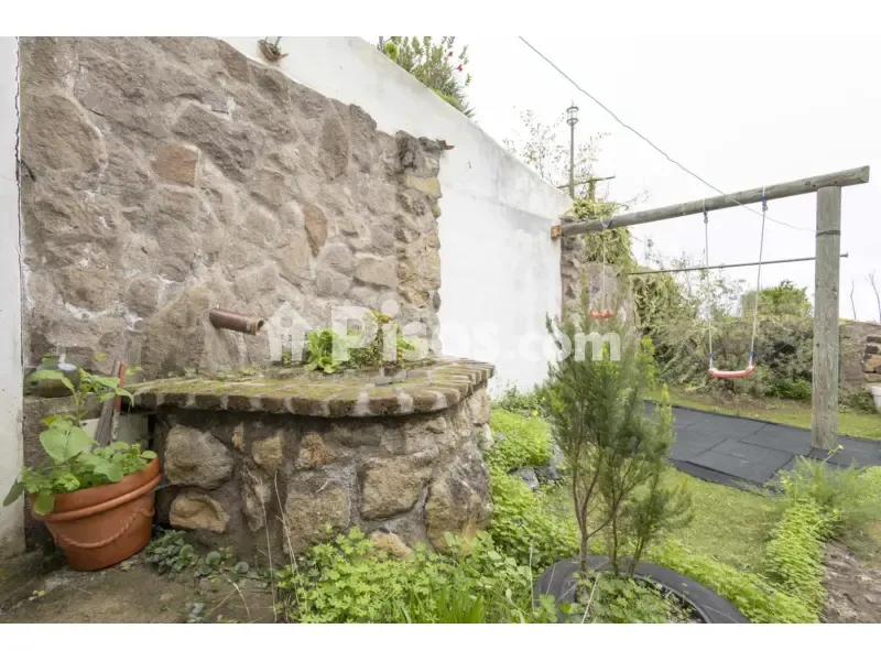 Jardin - Rustic Finca with Ocean Views in Boquín