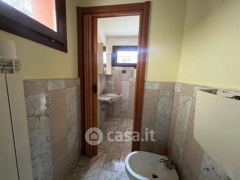 Salles de bain - Modern Deco-Styled Flat in Pisa