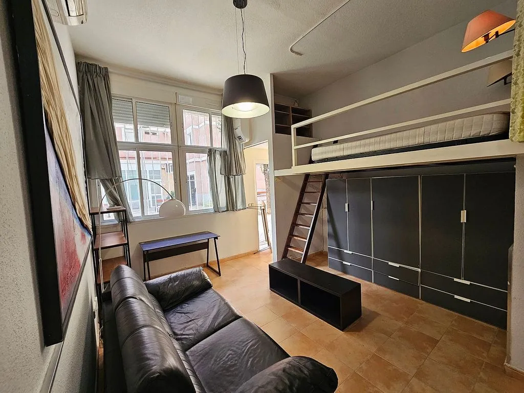 Chambres - Studio Flat with Heating in Pinar del Rey