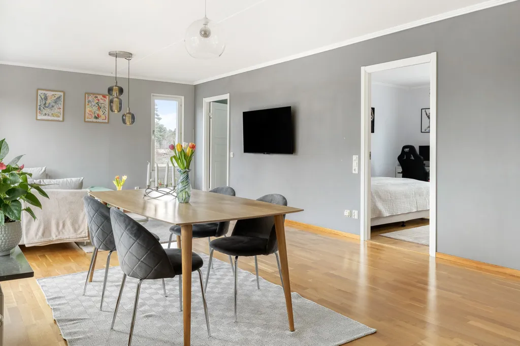 Salle à manger - Apartment with Balcony in Vallentuna
