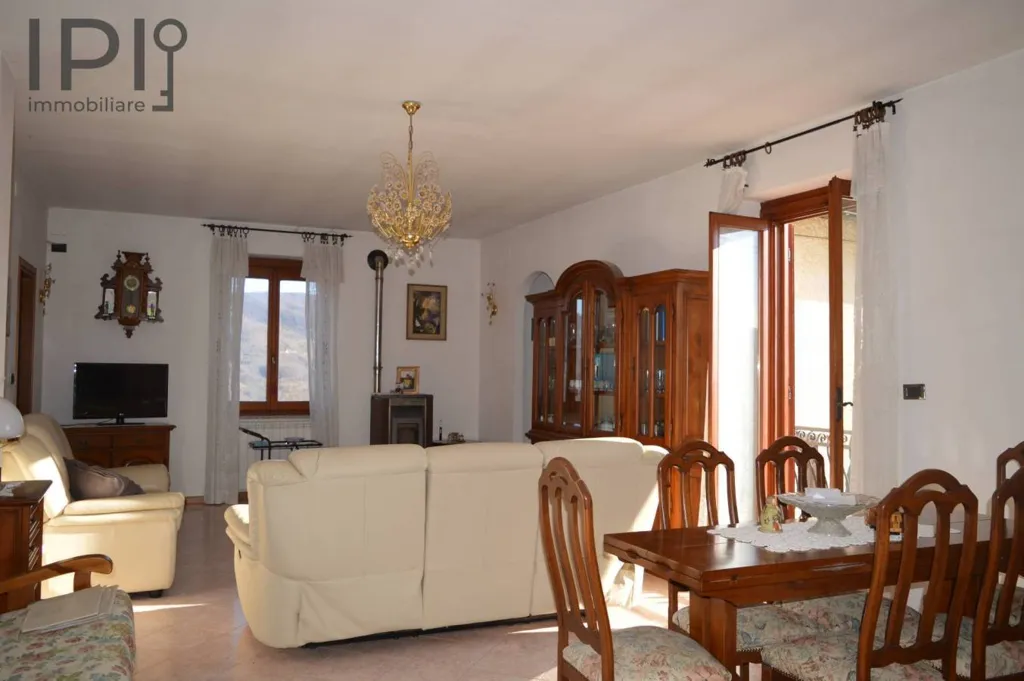 Söögituba - Villa with Sea View in Saliceto