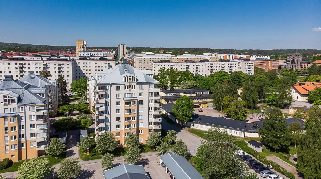 Õhuvaade - Modern Flat with Balcony in Järfälla
