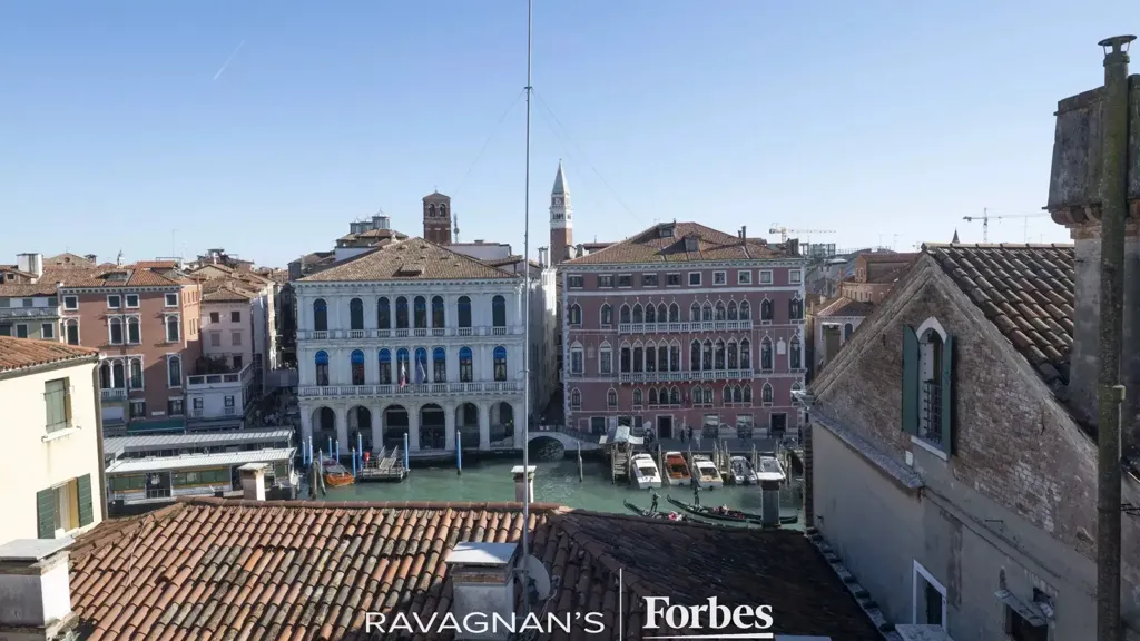 Terrasse - Luxury Penthouse with Canal View in Venice