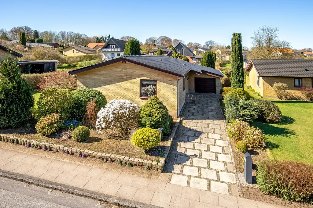 Aerial - Villa with Garden in Søndermarken, Vejle