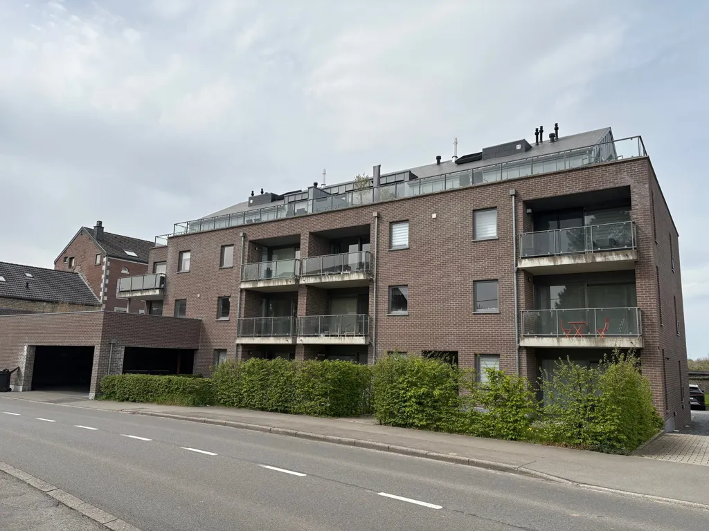 Extérieur - Appartement Lumineux avec Terrasses à Blegny