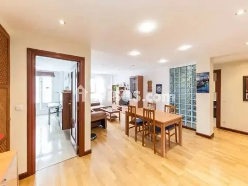 Dining Room - Apartment with Sea View in Candás