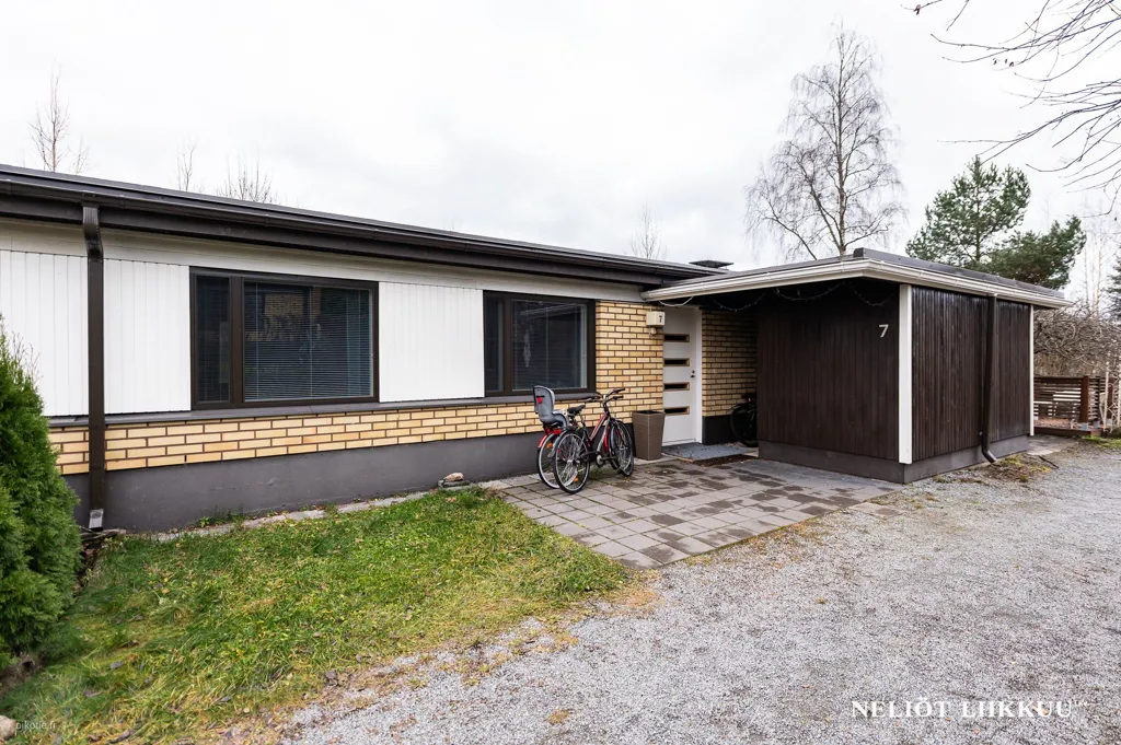 4-toaline maja asukohas FI