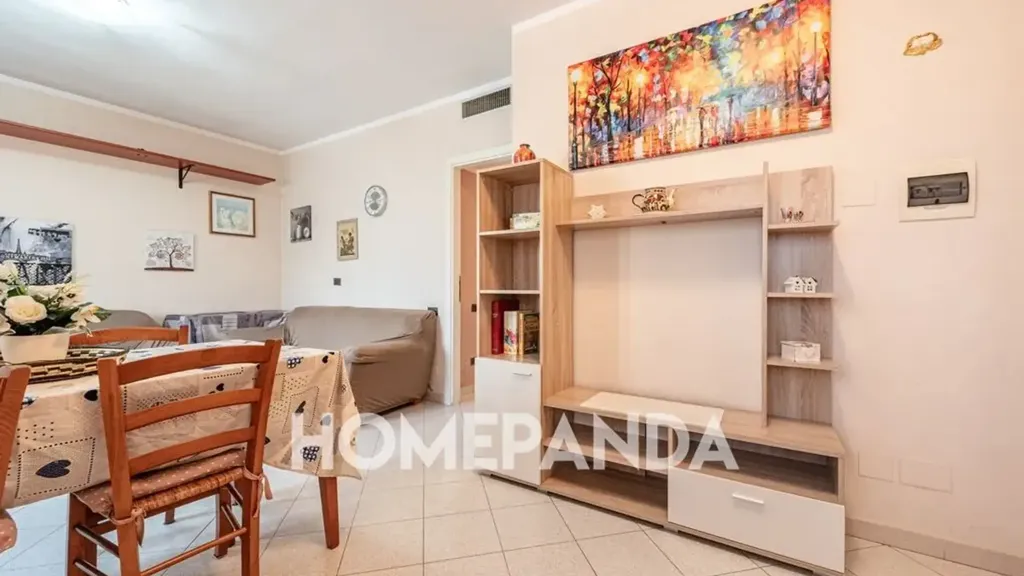 Salle à manger - 4-Bedroom Apartment with Balconies in Sestu