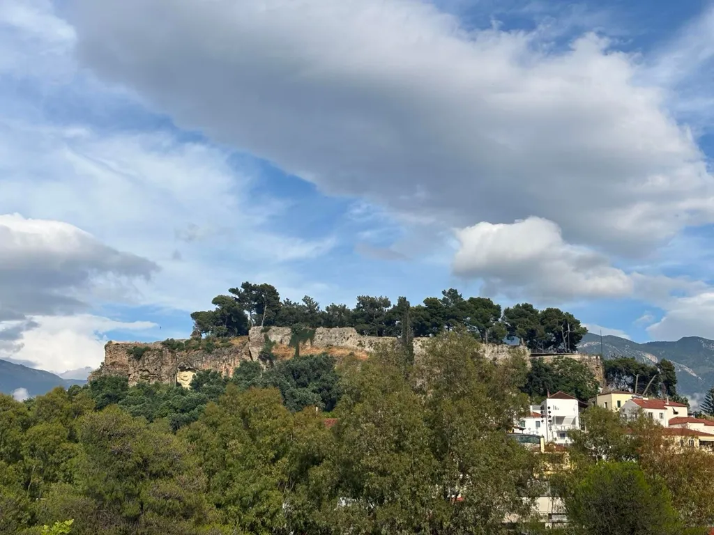 Modern Apartment with Mountain View in Athens