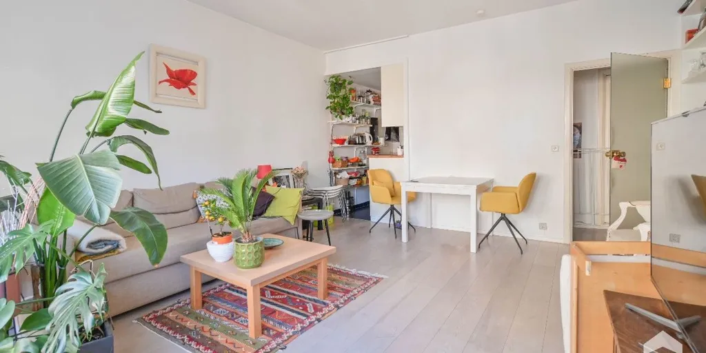 Elutuba - Bright 1-Bedroom Apartment in Châtelain, Elsene