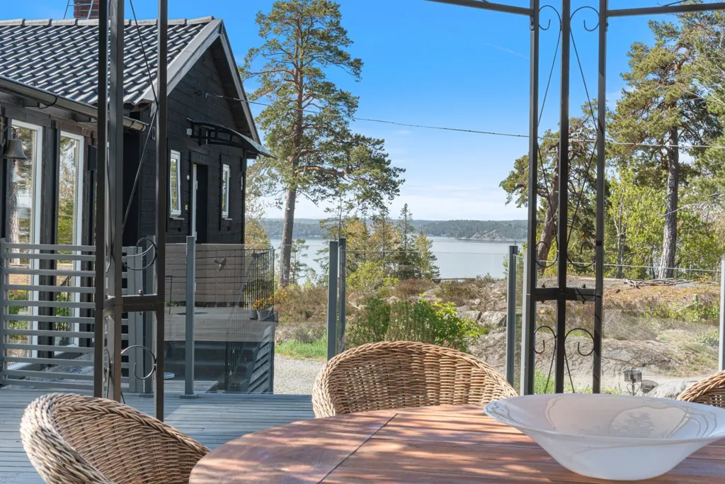 Terrace - Seaside Villa with Sauna & Pool near Ingaröfjärden