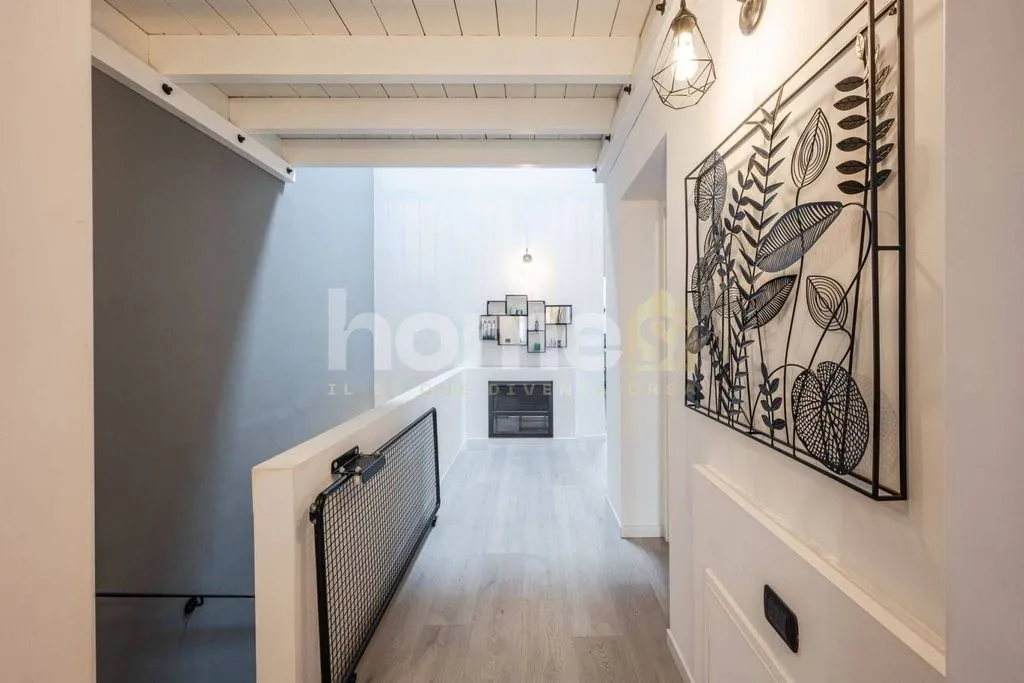 Esik - Luxury Villa with Pool in Zola Predosa