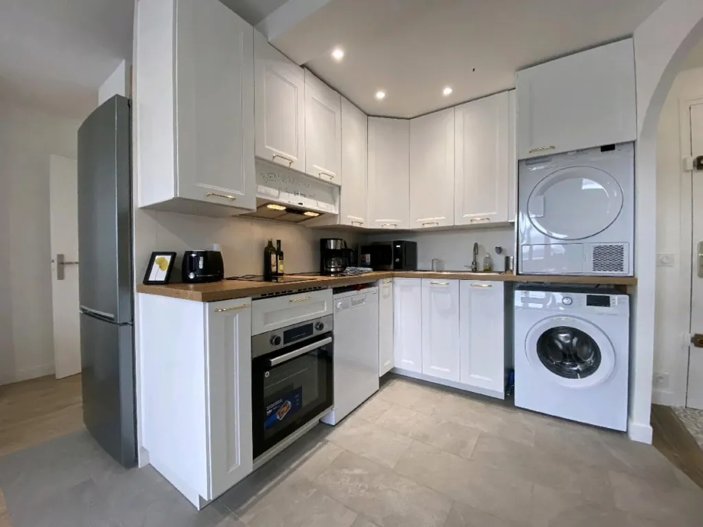 Cuisine - Colocation Haut de Gamme avec 5 Chambres à Reims