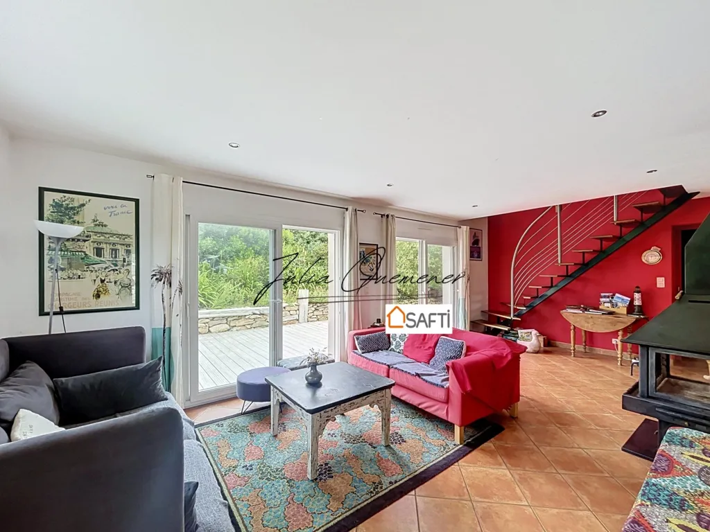Soggiorno - Charming Stone House with Sea View in Plouarzel
