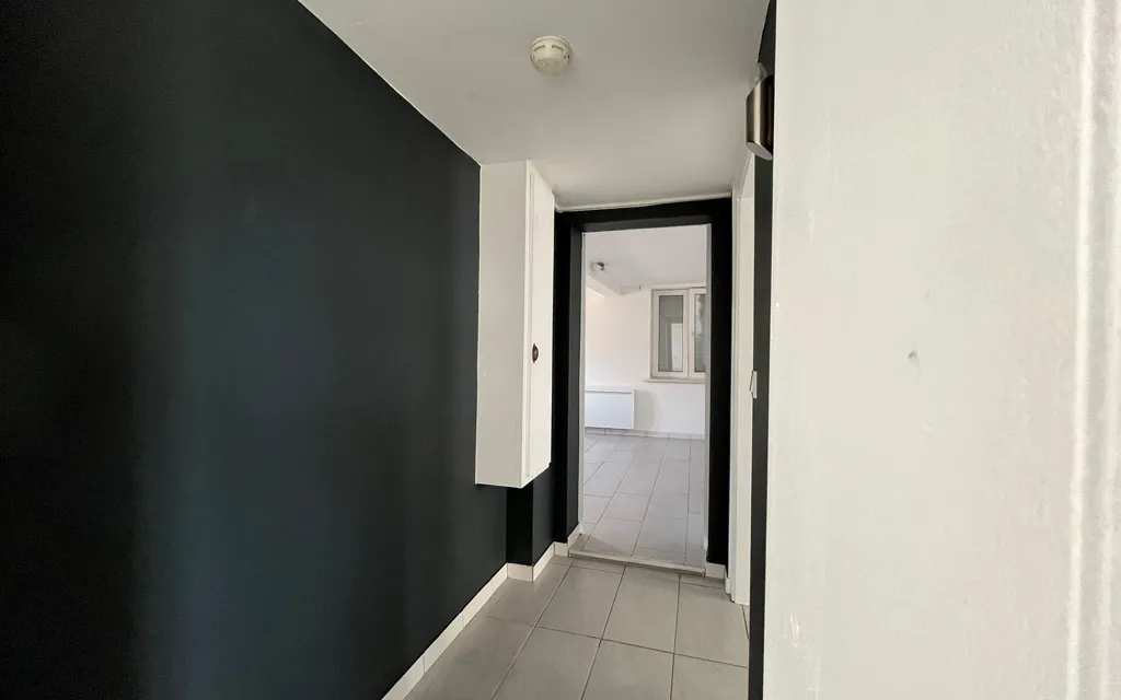 Ingresso - Two-Let Apartment Complex in Dalhunden