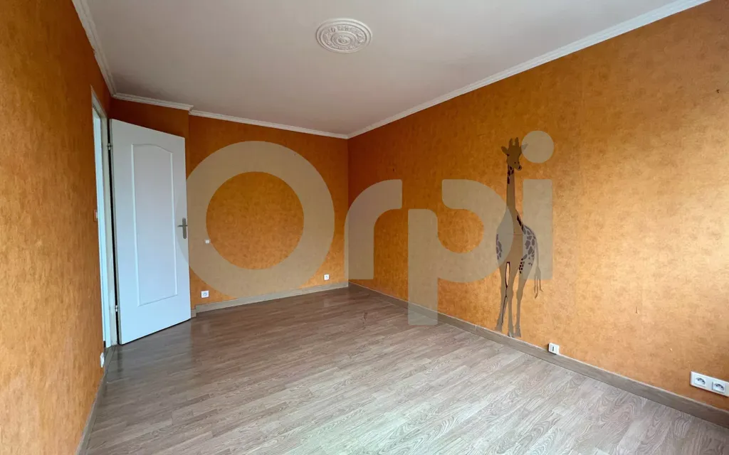 Toad - Apartment with Balcony in Sucy-en-Brie