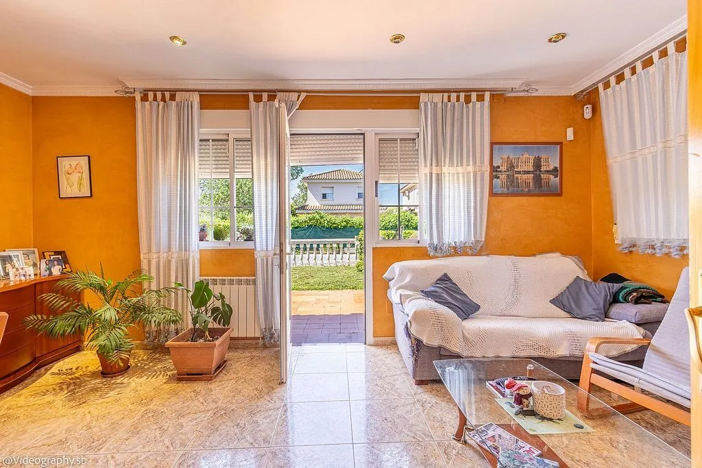 Séjour - Chalet with Pool in Batres