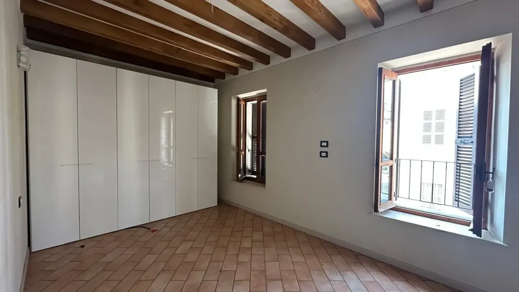 Toad - Independent House with Commercial Space in Cortemaggiore