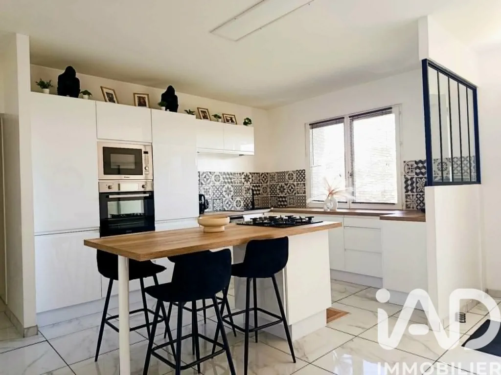 Kitchen - Detached House with Terrace in Sury-le-Comtal