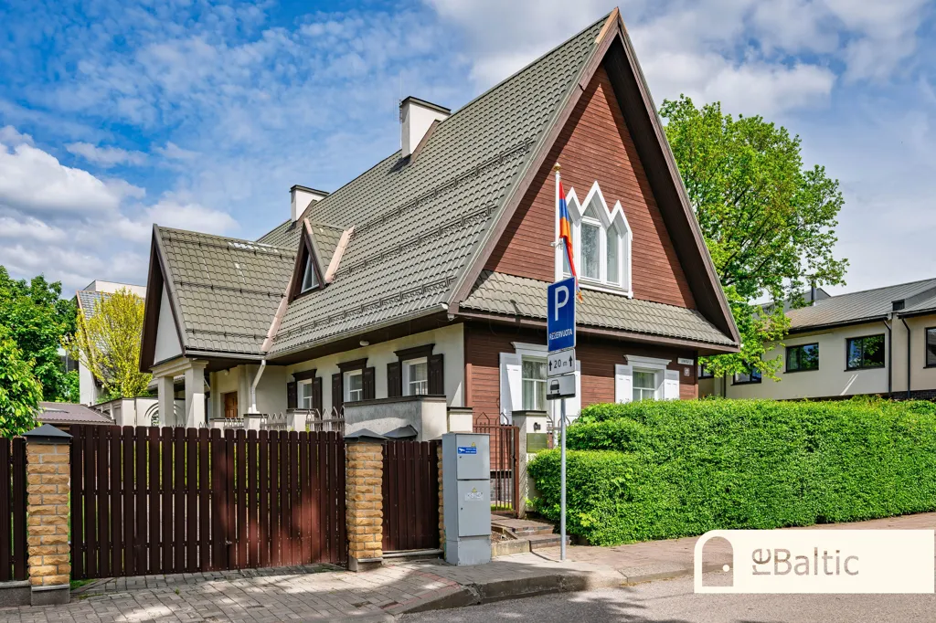 Välivaade - Unique House with Garden in Žvėrynas