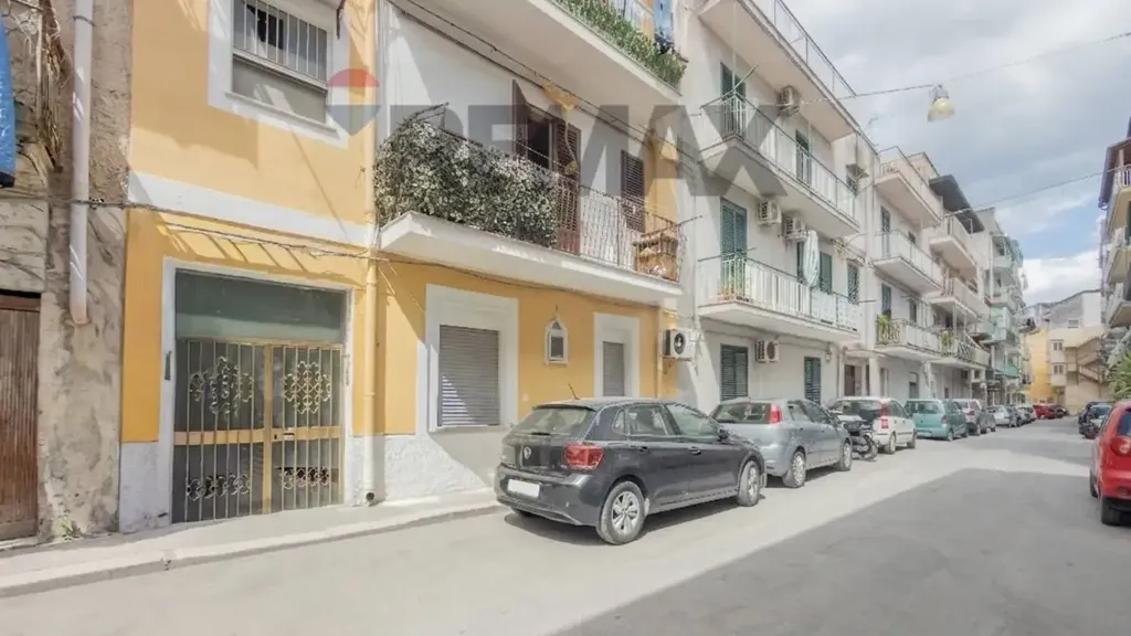 Exterior - Apartment to Renovate in Palermo