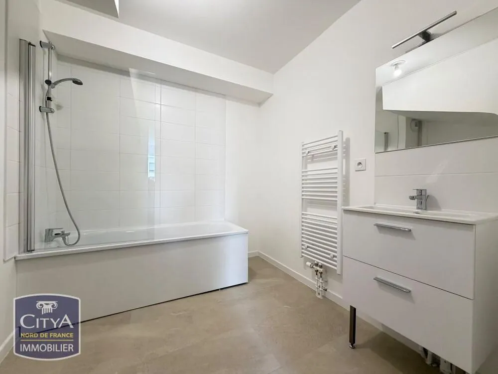 Salles de bain - Appartement Duplex avec Terrasse à Lens Est