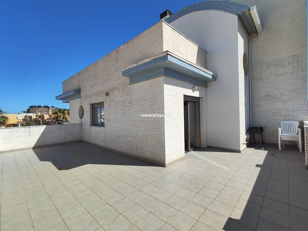 Terrazza - Duplex Attico with Sea View in Dénia