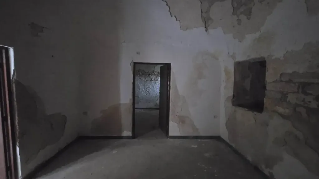 other_room