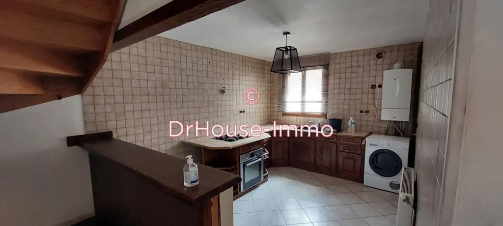 Cuisine - Immeuble avec Local Commercial et Appartement Triplex à Troyes