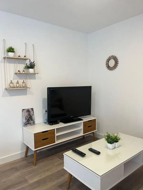 Elutuba - T2 Apartment with Balcony in Busy Area