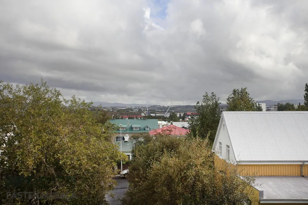Välivaade - Triplex with Studio in Reykjavik