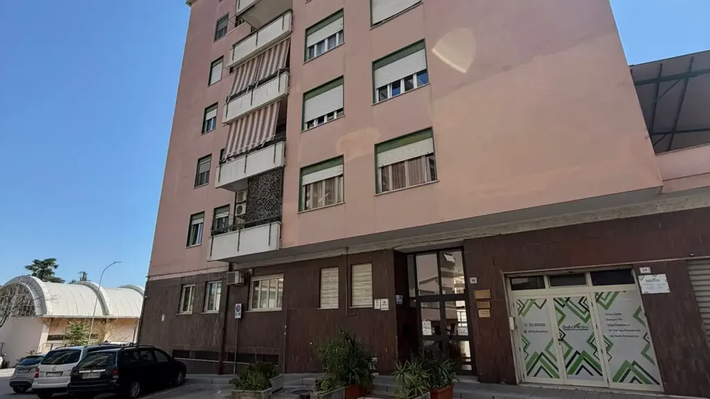 Esterno - Two-Bedroom Apartment in Cosenza