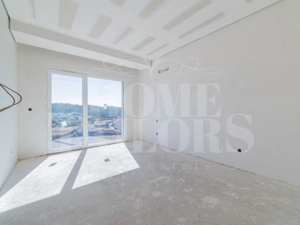 Pièces - Luxury Villa with Garden in Mafra