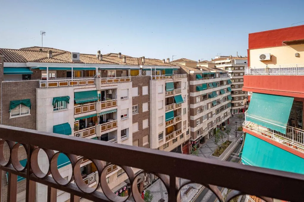 Rõdu - Luxury Flat with Balcony in Gran Capitán, Granada