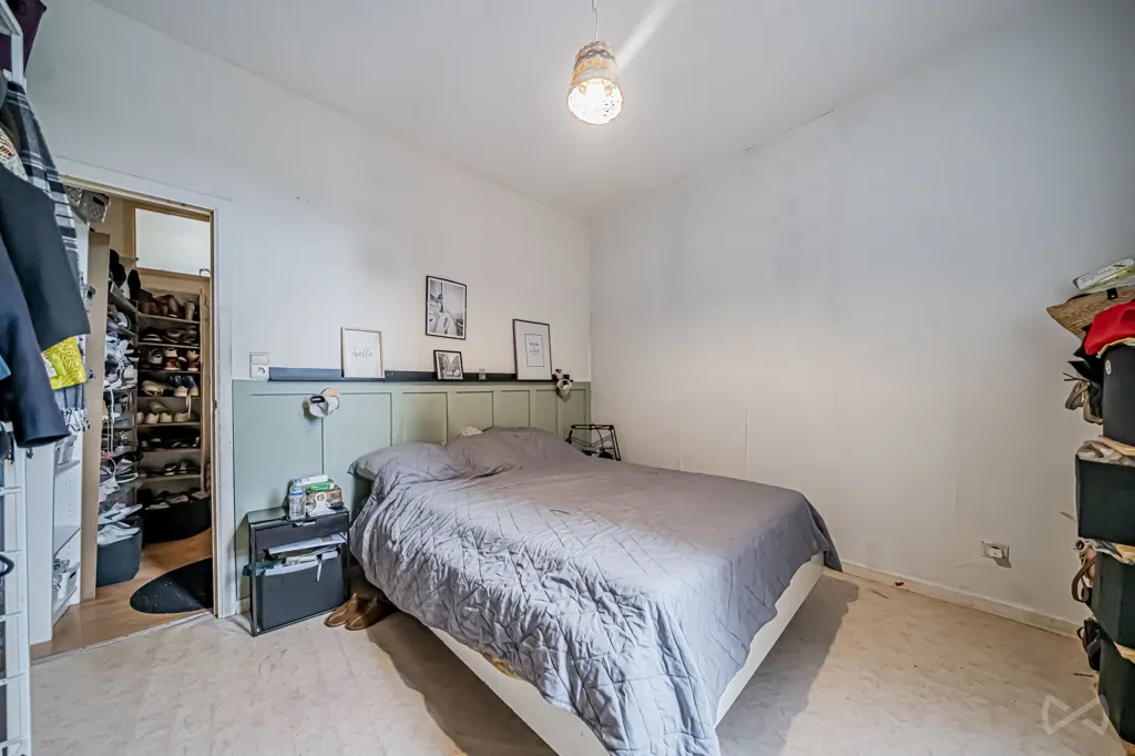 Chambres - Maison Fonctionnelle avec Jardin à Dampremy