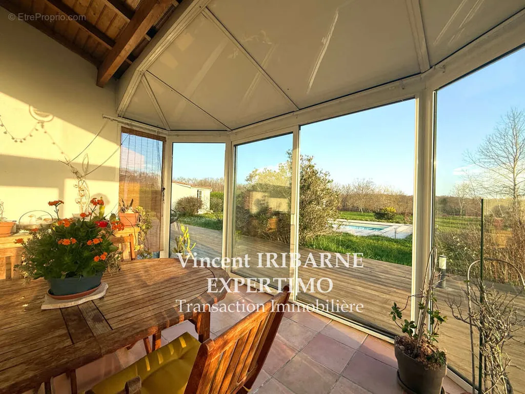 Terrass - Detached House with Pool in Fontcouverte