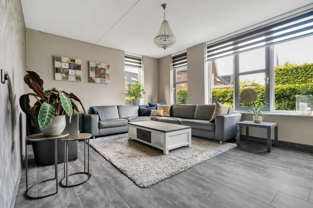 Elutuba - Estate-Ready House with Garden in Enschede