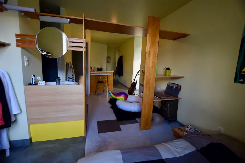Studio with Balcony in Épinal
