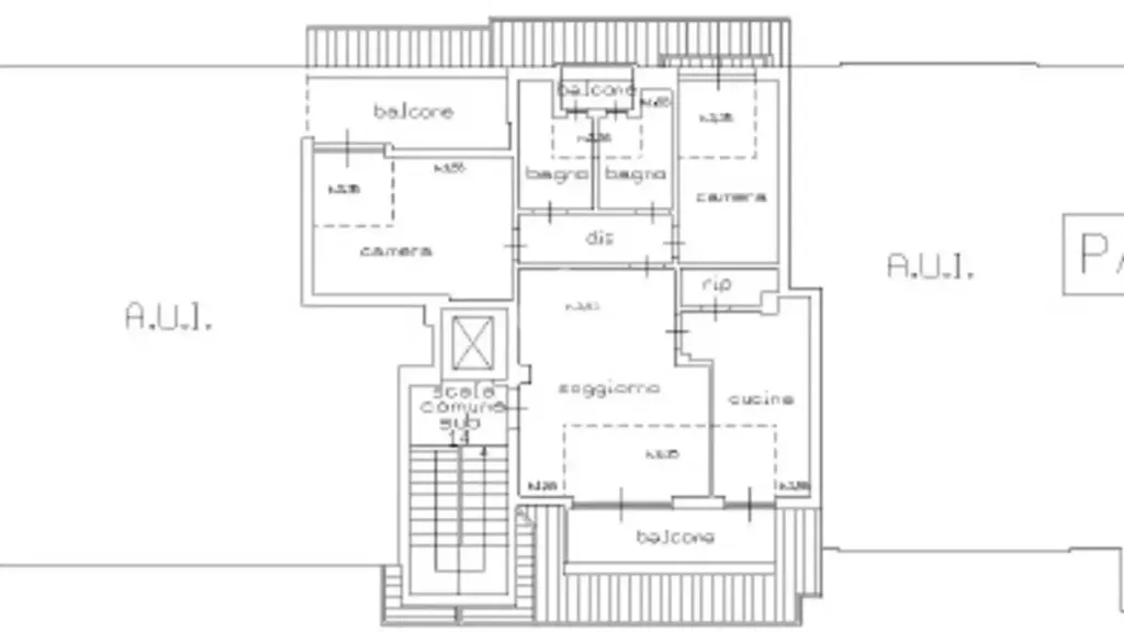 Plaan - Top-Floor Flat with Balconies in Vittuone