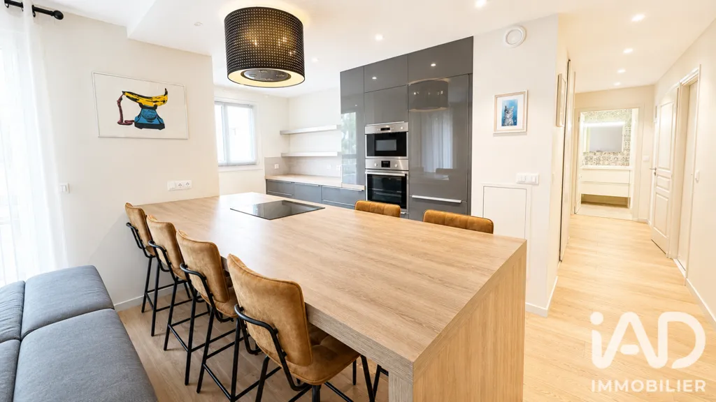 Köök - 3-Piece Apartment with Balcony in Courbevoie